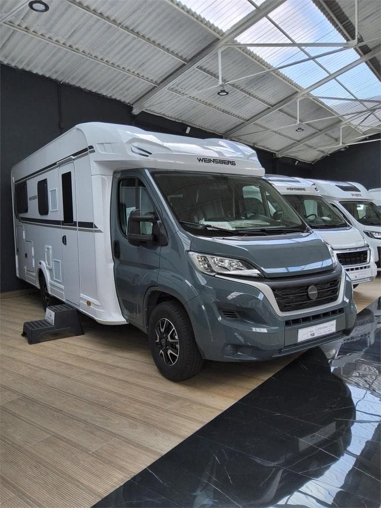 Foto 1 AUTOCARAVANA 700ME 2/4 PLAZAS