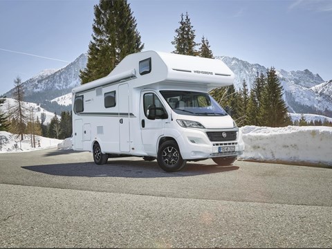 AUTOCARAVANA CAPUCHINA WEINSBERG CARAHOME 650 DG