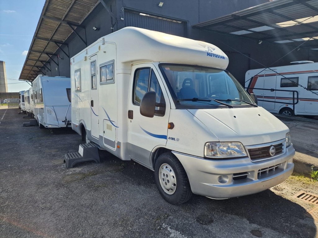 Foto 2 AUTOCARAVANA OCASION 2 PLAZAS [RESERVADA]