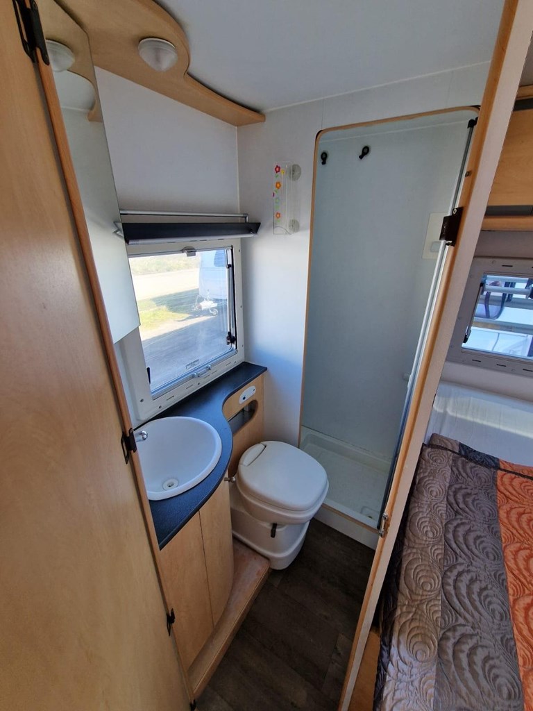 Foto 8 AUTOCARAVANA OCASION 2 PLAZAS [RESERVADA]