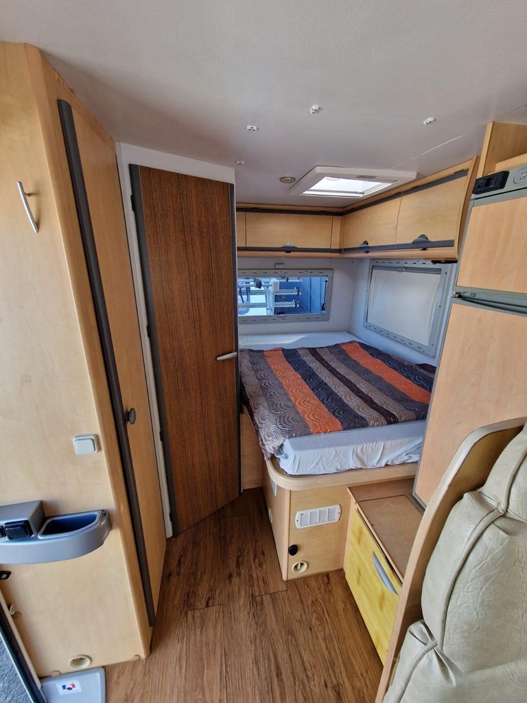 Foto 4 AUTOCARAVANA OCASION 2 PLAZAS [VENDIDA]