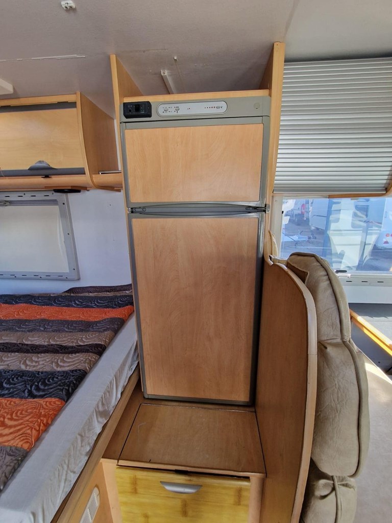 Foto 5 AUTOCARAVANA OCASION 2 PLAZAS [VENDIDA]