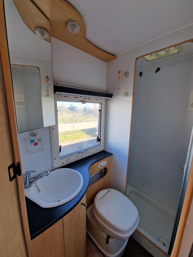 Foto 9 AUTOCARAVANA OCASION 2 PLAZAS [VENDIDA]