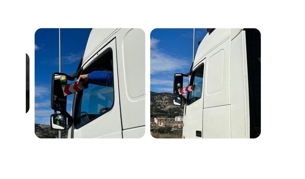 Foto 5  BALIZA V16 + KIT FLECHA DE SOPORTEDE VISIBILIDAD 