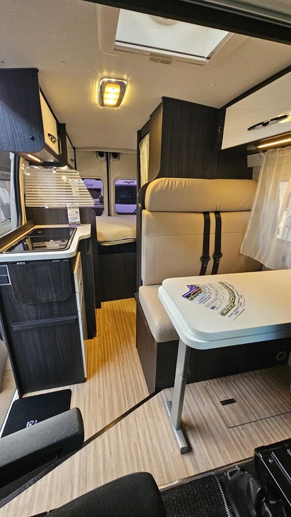 Foto 5 BENIMAR BENIVAN 106 [VENDIDA]