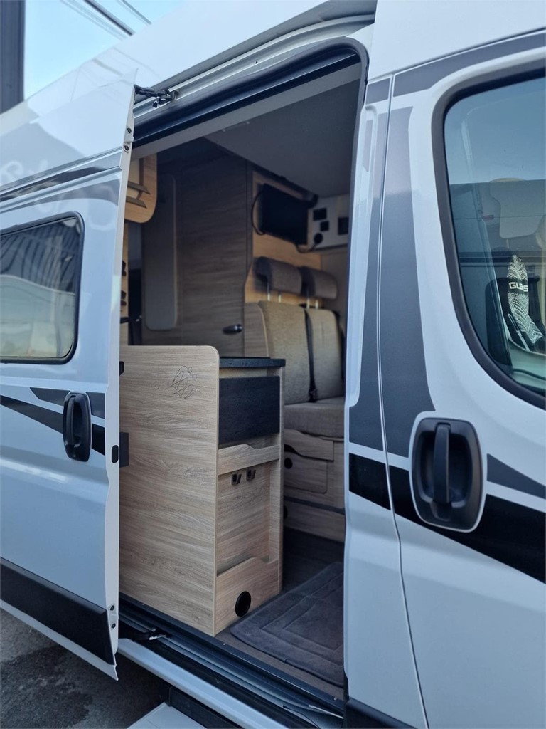 Foto 3 CAMPER 4/2 PLAZAS - KNAUS SOLUTION