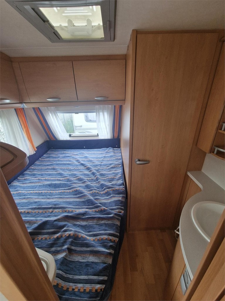Foto 5 Caravana KNAUS SUDWIND CON MOVER