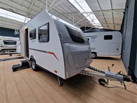 CARAVANA WEINSBERG CARACITO 390 QD - ELECTRICA 