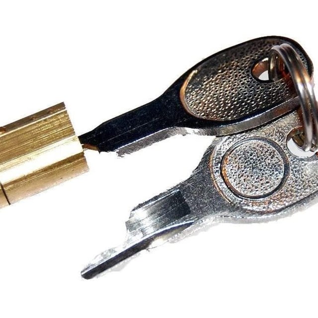 CERRADURA ANTIRROBO ALKO