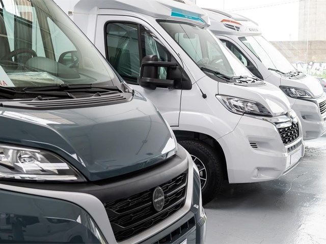 Escapadas de fin de semana en camper por la Costa Verde: itinerarios y consejos