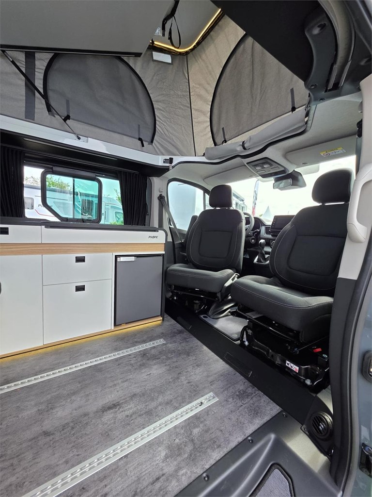 Foto 4 FURGONETA PILOTE CV 505 BC RENAULT TRAFFIC [VENDIDA]