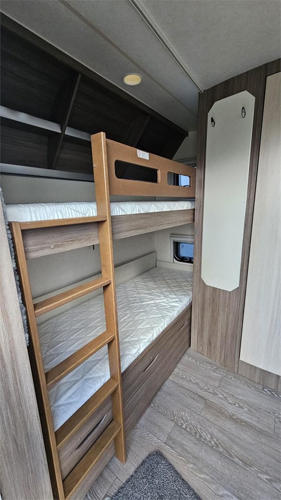 Foto 3 HOBBY 490 KMF - AÑO 2016