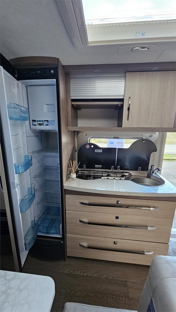 Foto 7 HOBBY 490 KMF - AÑO 2016