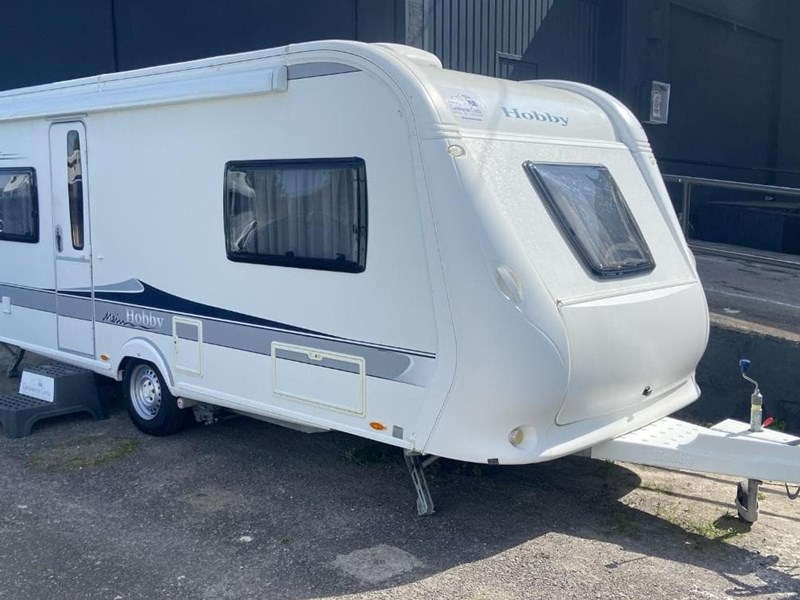 HOBBY 540UL DE LUXE/ 2 AMBIENTES [VENDIDA]