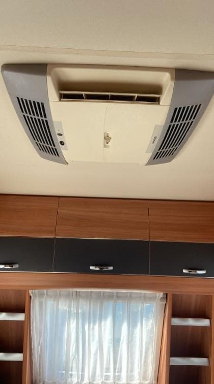 Foto 9 HOBBY 540UL DE LUXE/ 2 AMBIENTES [VENDIDA]