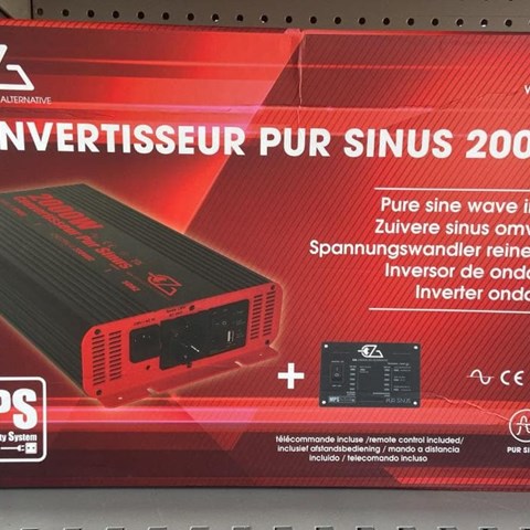 INVERSOR ONDA PURA CON PRIORITARIO 2000W + PANTALLA