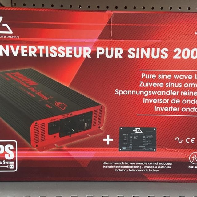 INVERSOR ONDA PURA CON PRIORITARIO 2000W + PANTALLA