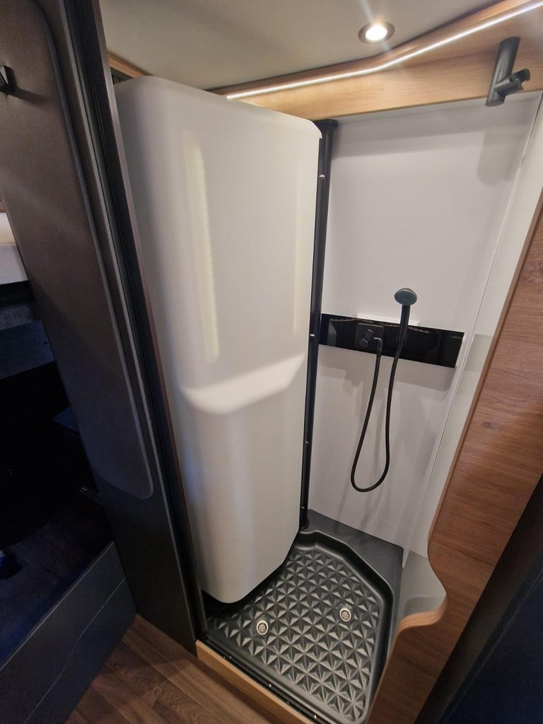 Foto 4 KNAUS BOXLIFE 600 MQ  LANZAROTE GREY EDITION PLATINUM