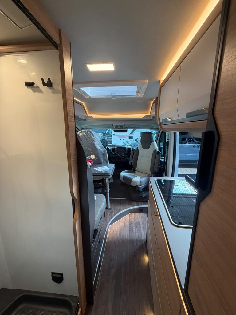 Foto 2 KNAUS BOXLIFE 600MQ PLATINUM SELECTION