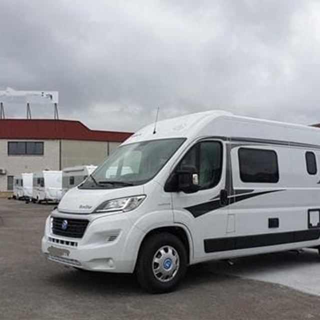 KNAUS BOXSTAR FAMILY 600 SEMINUEVA - FULL EQUIPADA Y FINANCIACIÓN [vendida]