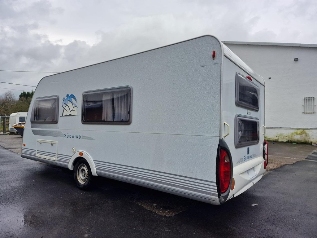 Foto 8 KNAUS CON AIRE ACONDICIONADO [VENDIDA]