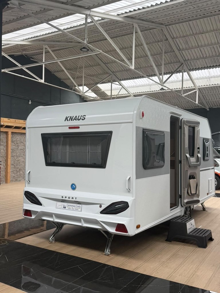 Foto 14 KNAUS SPORT 450 FU