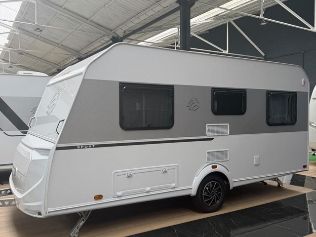 KNAUS SPORT 450 FU