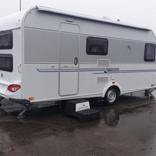 KNAUS SPORT 500 FDK CON MOVER Y AIRE ACONDICIONADO [VENDIDA]