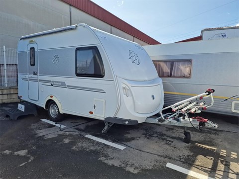 KNAUS SUDWIND 2 AMBIENTES CON MOVER Y AIRE ACONDICIONADO [vendida]