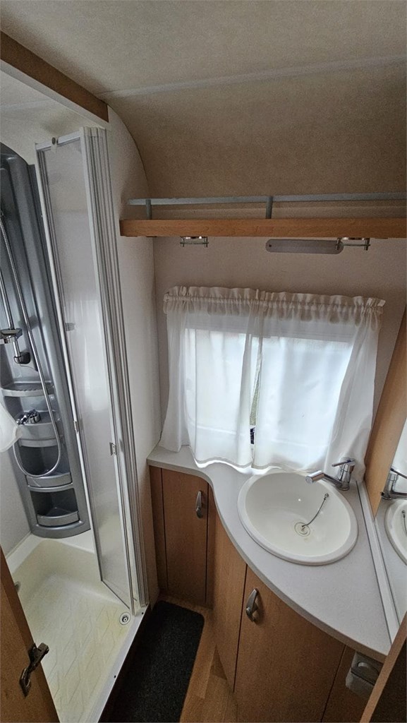 Foto 9 KNAUS SÜDWIND 550 FQ