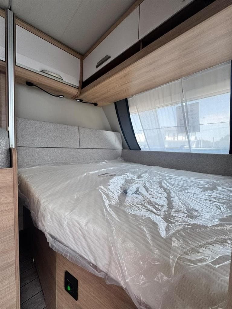 Foto 13 KNAUS SUDWIND 580 QS BLACK SELECTION EN LUGO