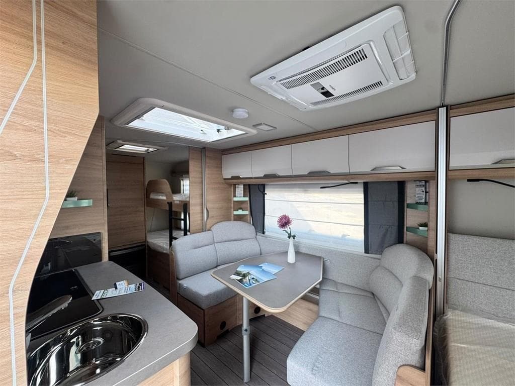 Foto 29 KNAUS SUDWIND 580 QS BLACK SELECTION EN LUGO