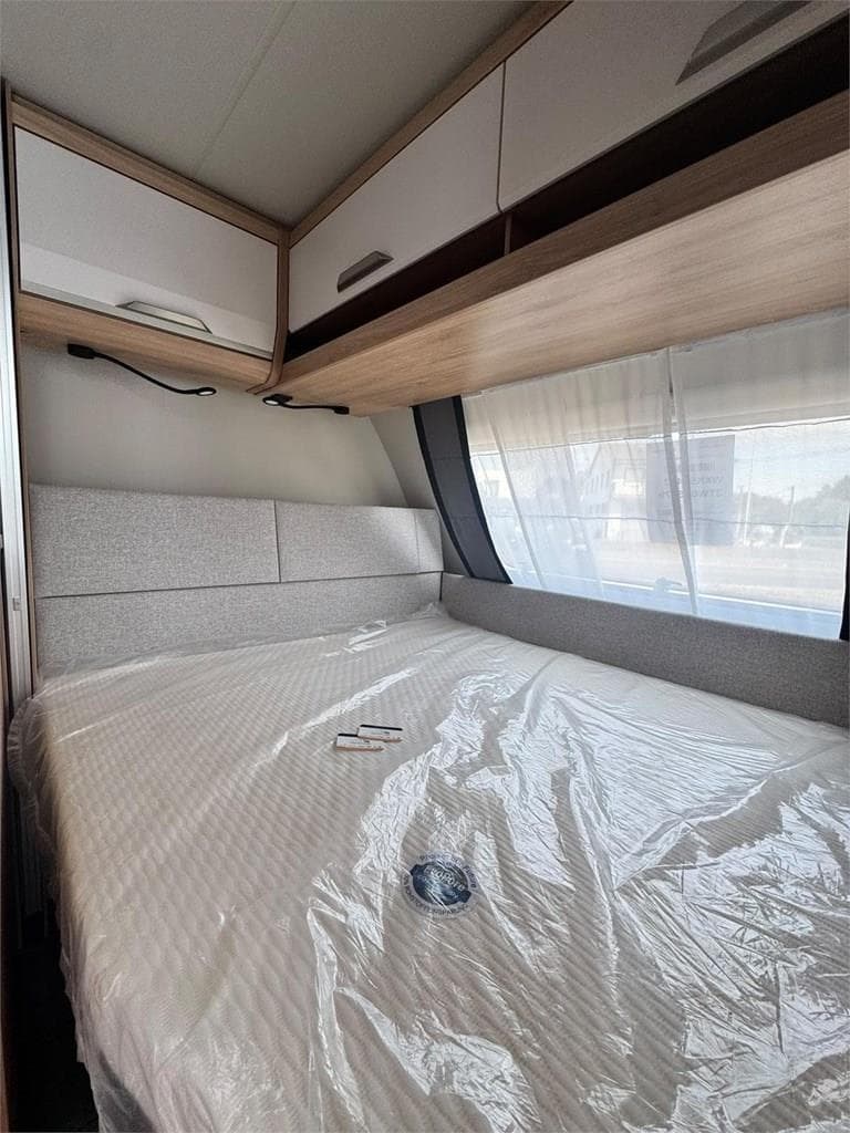 Foto 30 KNAUS SUDWIND 580 QS BLACK SELECTION EN LUGO