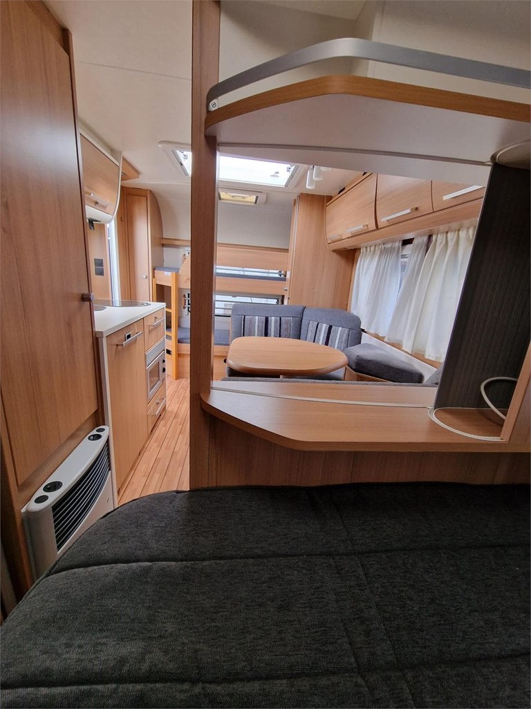 Foto 10 KNAUS SÜDWIND CON AIRE ACONDICIONADO Y MOVER - 3 AMBIENTES [VENDIDA]