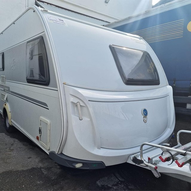 KNAUS SÜDWIND CON AIRE ACONDICIONADO Y MOVER - 3 AMBIENTES [VENDIDA]