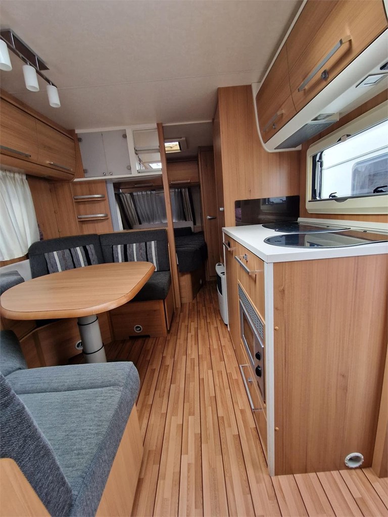 Foto 5 KNAUS SÜDWIND CON AIRE ACONDICIONADO Y MOVER - 3 AMBIENTES [VENDIDA]