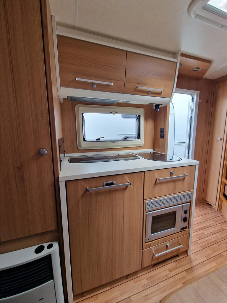 Foto 9 KNAUS SÜDWIND CON AIRE ACONDICIONADO Y MOVER - 3 AMBIENTES [VENDIDA]
