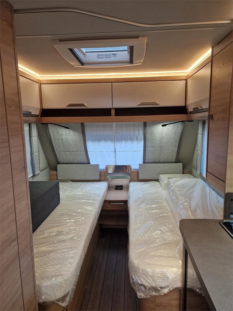 Foto 3 Knaus sudwind 