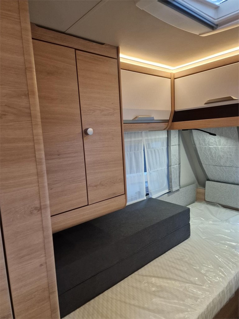 Foto 4 Knaus sudwind 