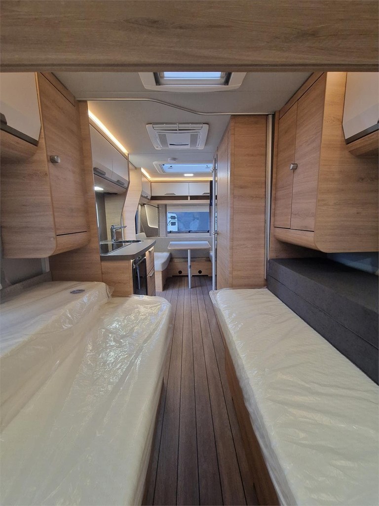 Foto 5 Knaus sudwind 