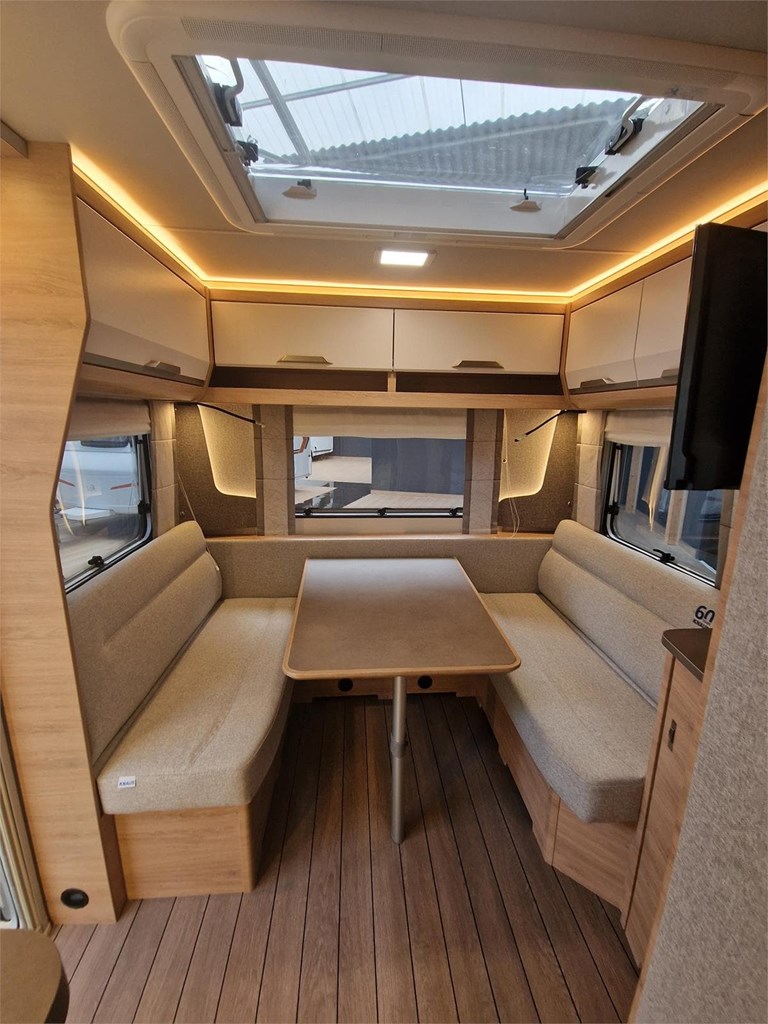 Foto 7 Knaus sudwind 