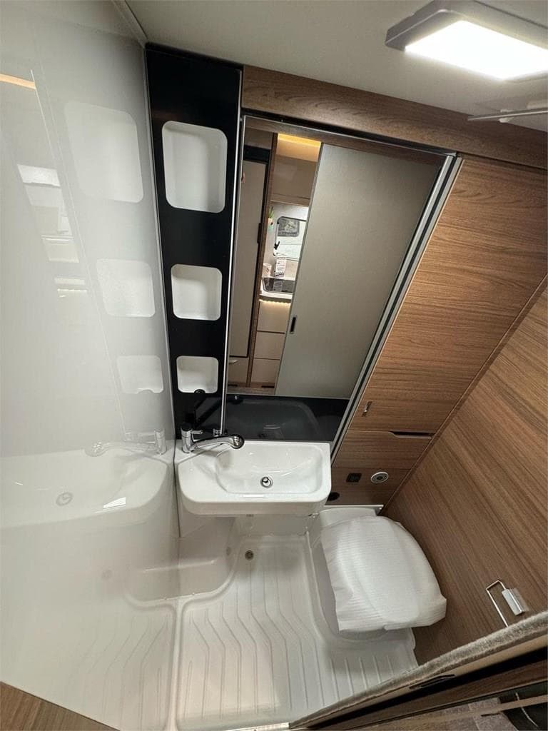 Foto 4 KNAUS VAN TI 650 MEG VANSATION - GALICIA