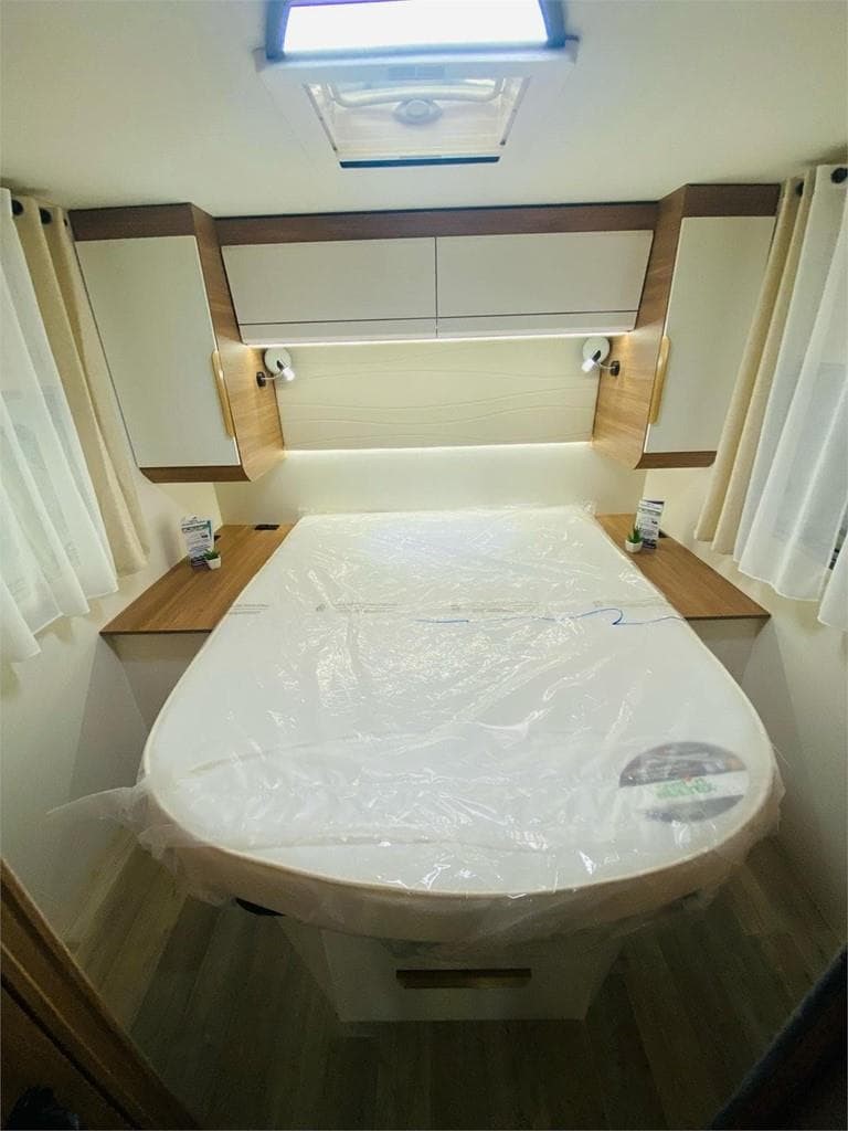 Foto 8 ¡NOVEDAD! PILOTE P746 EXCLUSIVE EDITION CAMA ISLA 