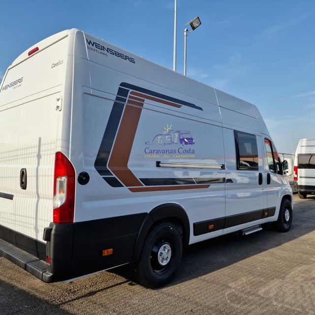 NUEVA CAMPER WEINSBERG CARABUS 630 OUTLAW - ENTREGA INMEDIATA [vendida]