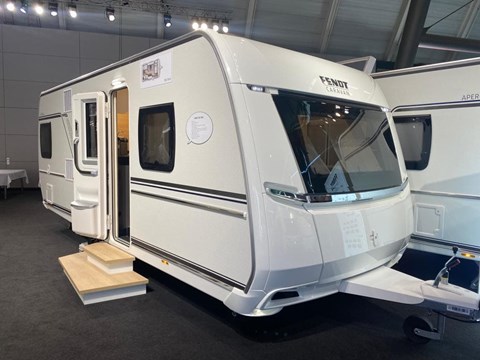 NUEVA GAMA - FENDT APERO 560 SKM / 2023 [vendida]