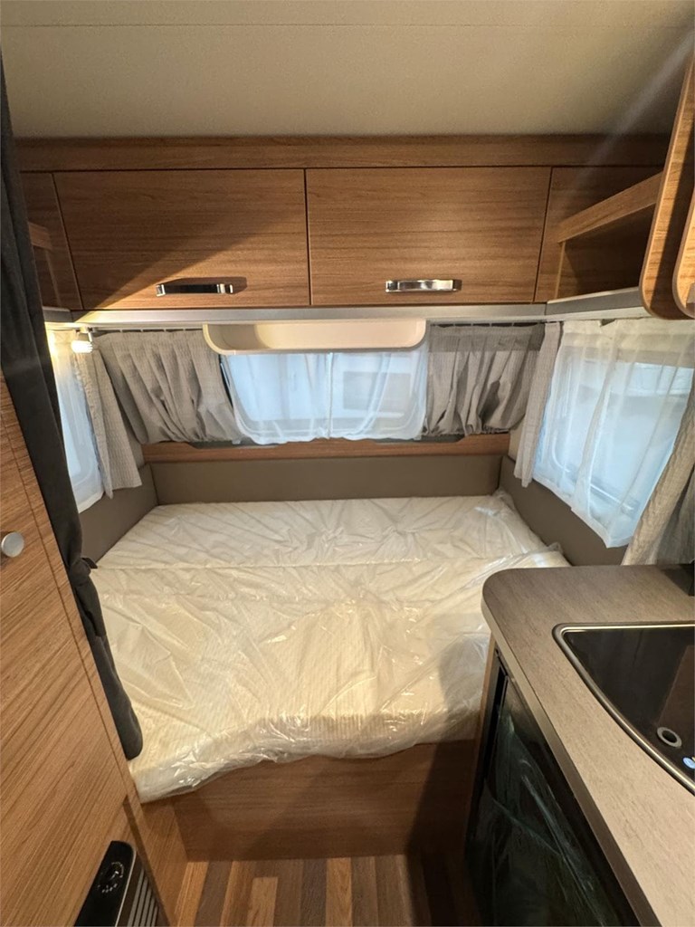 Foto 6 NUEVA WEINSBERG CARAONE 390 QD EDICION HOT - FINANCIACION- CARAVANA EN LUGO [RESERVADA]