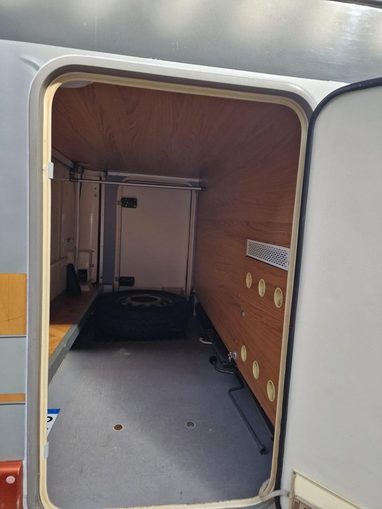 Foto 11 OCASION BÜRSTNER T 675