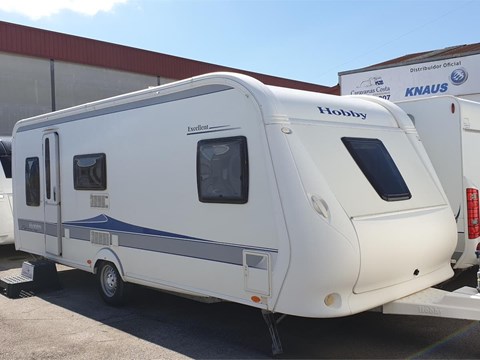OCASION CARAVANA HOBBY TRES AMBIENTE [vendida]
