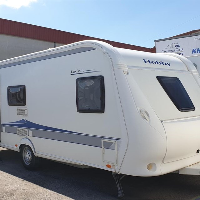 OCASION CARAVANA HOBBY TRES AMBIENTE [vendida]