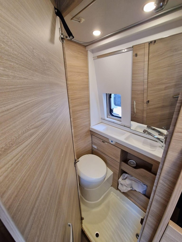 Foto 7 OCASION KANUS STREET CON TECHO ELEVABLE